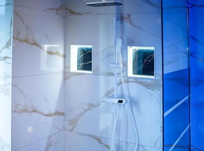 Апартаменты Sensual Spa- Jacuzzi Hammam Terrasse Нанси